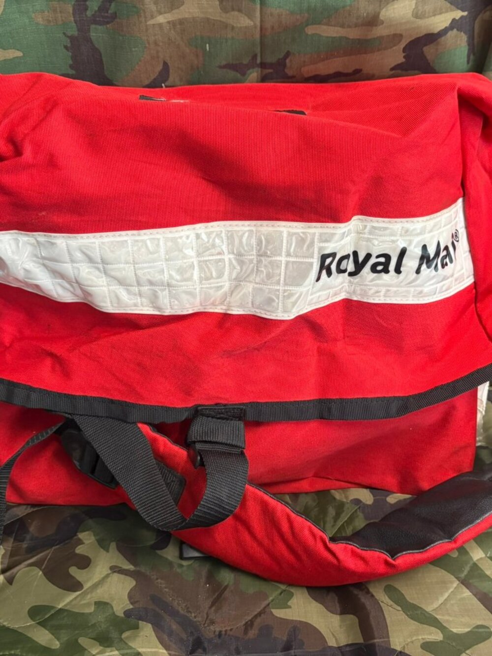 British ROYAL MAIL Letter Carrier Shoulder Bag UK Post Office Surplus
